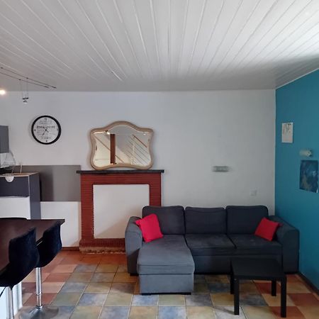 Maison De Bourg Dingé Екстериор снимка
