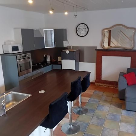 Maison De Bourg Dingé Екстериор снимка